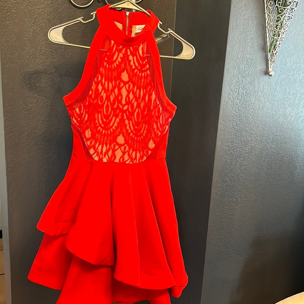 Selfie Leslie formal Dress… Used Only Once… Size Small